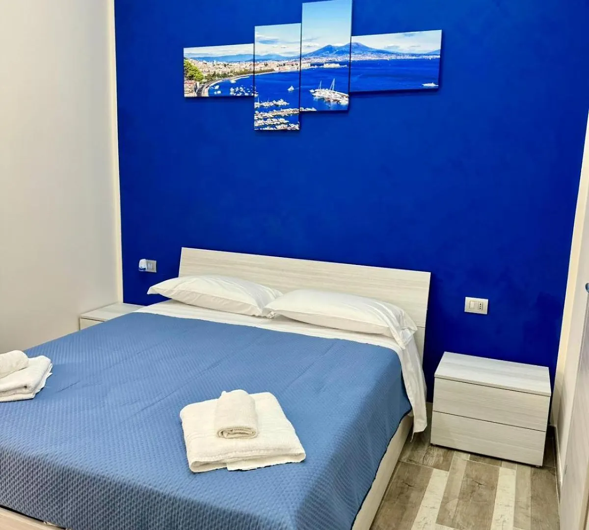 Punto House Ferrovia Hotel Naples Guest house